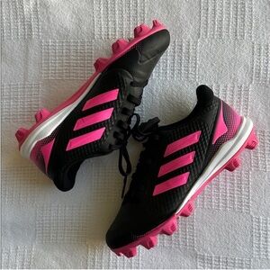 Girls Adidas Softball Cleats 
Black and pink 
size 4.5